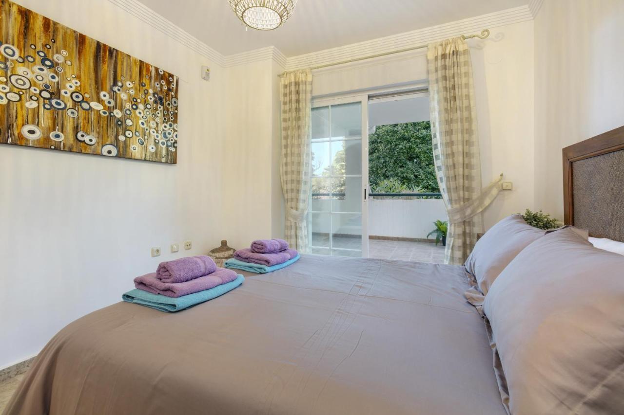 Balcon De Puente Romano Apartamento *